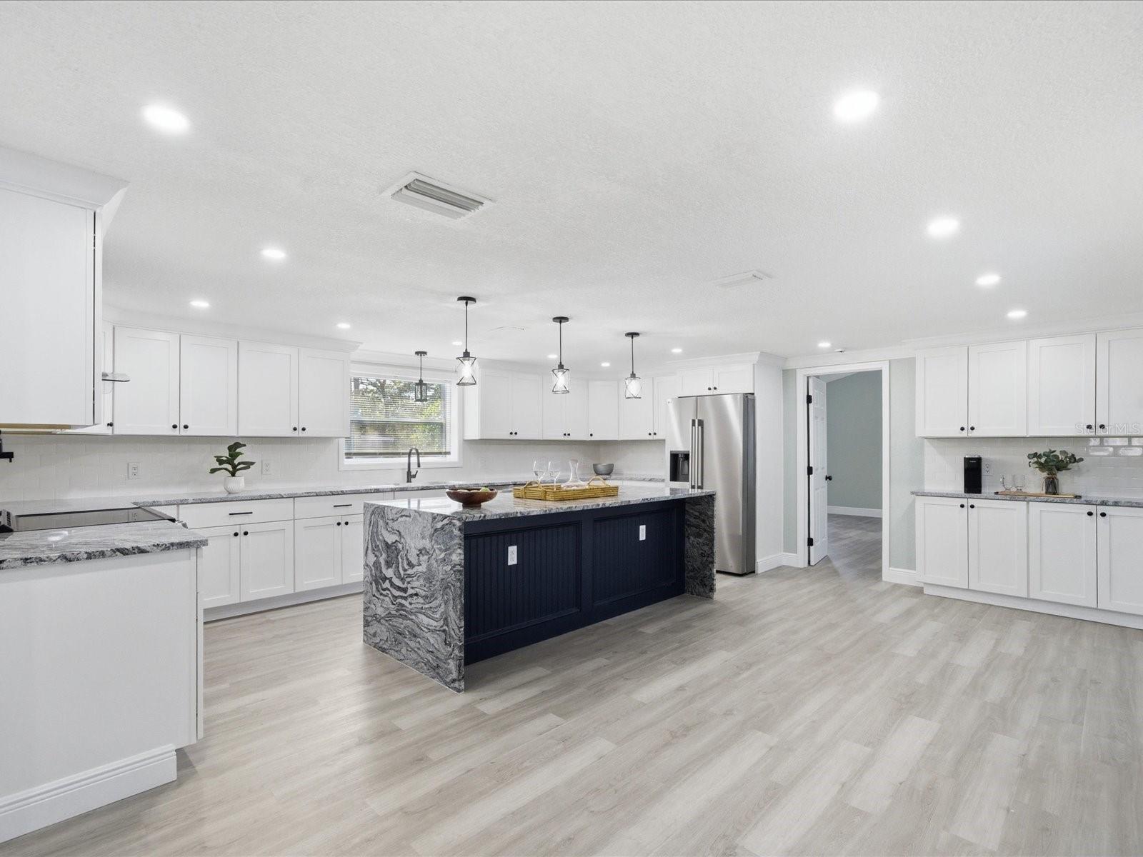 SPRING HILL - Residential