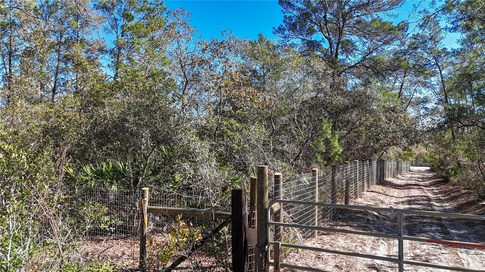 QUINBY COOK UNREC SUB - Land