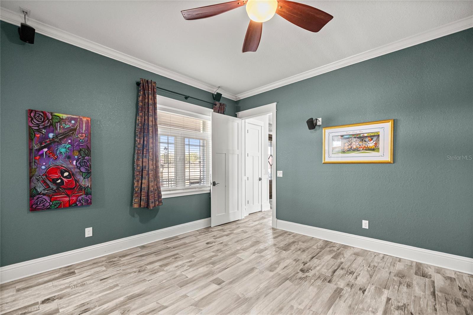 LAKESIDE AT LAKE BRYANT - Residential