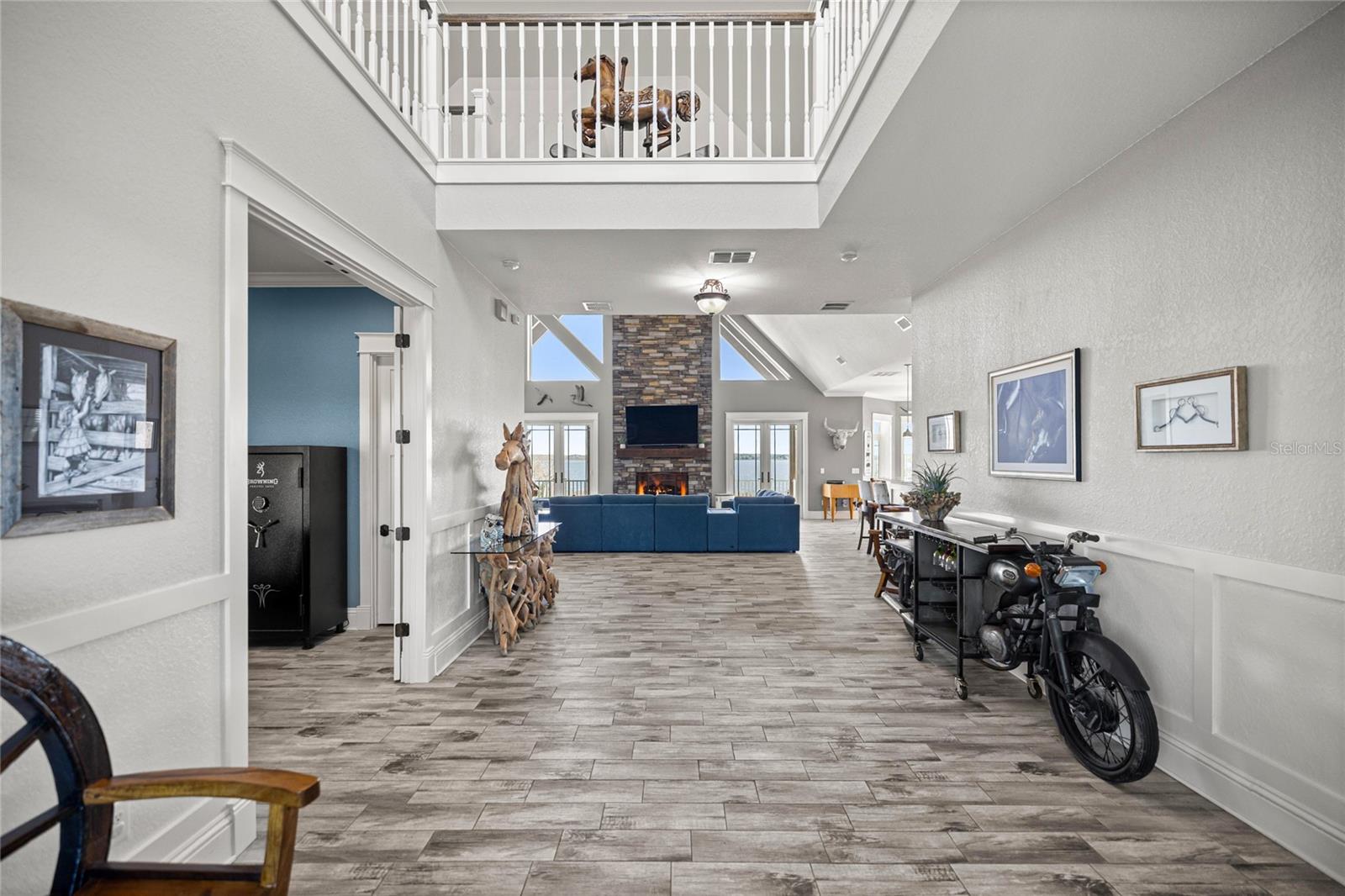 LAKESIDE AT LAKE BRYANT - Residential