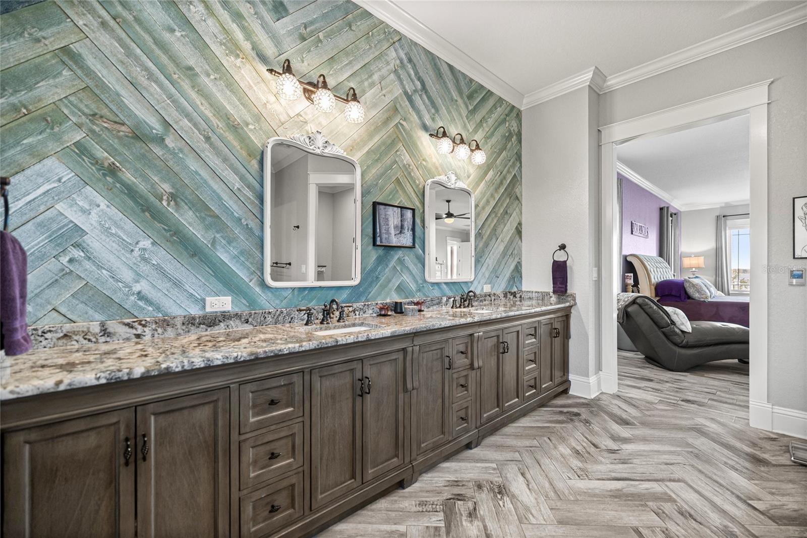 LAKESIDE AT LAKE BRYANT - Residential