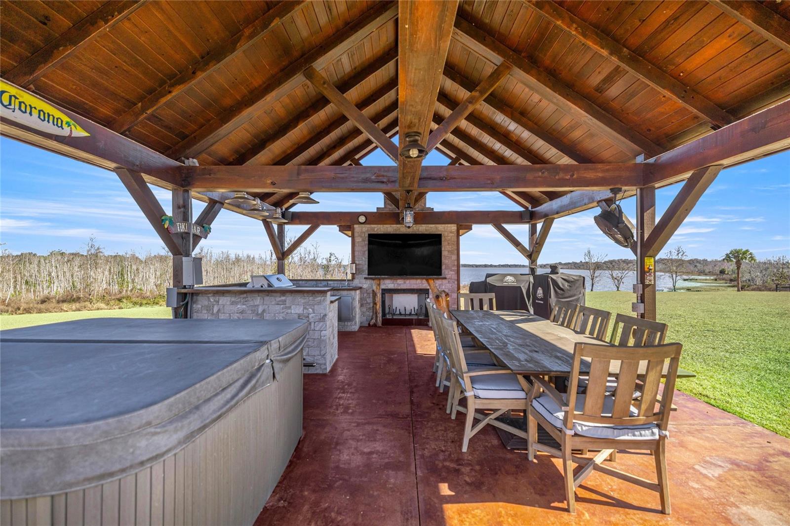 LAKESIDE AT LAKE BRYANT - Residential