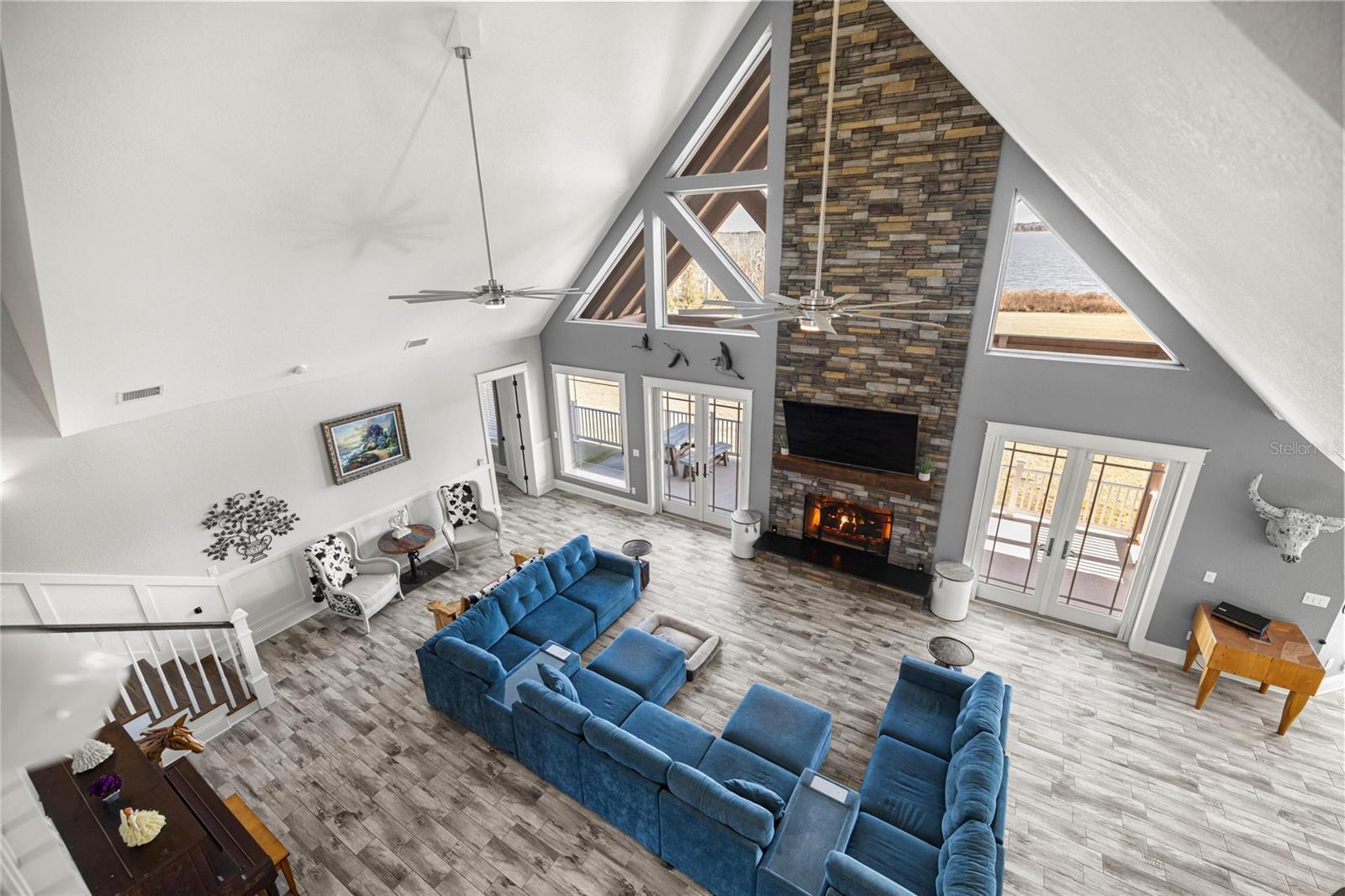 LAKESIDE AT LAKE BRYANT - Residential