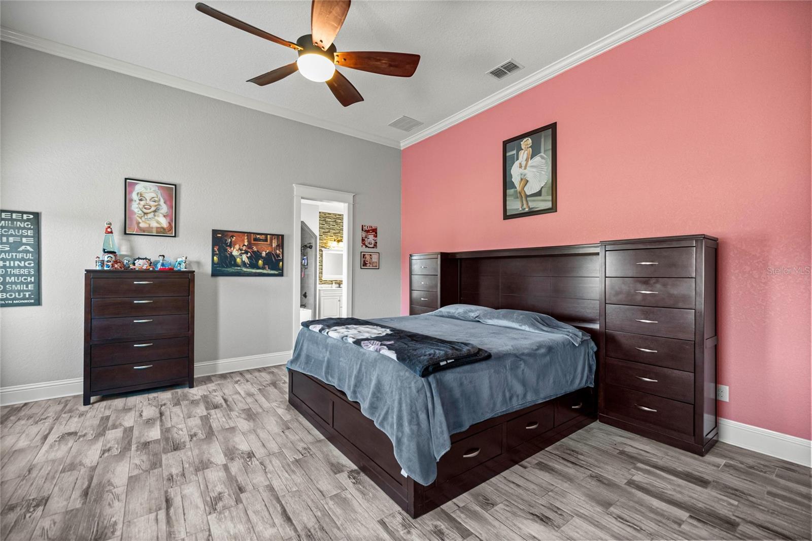 LAKESIDE AT LAKE BRYANT - Residential