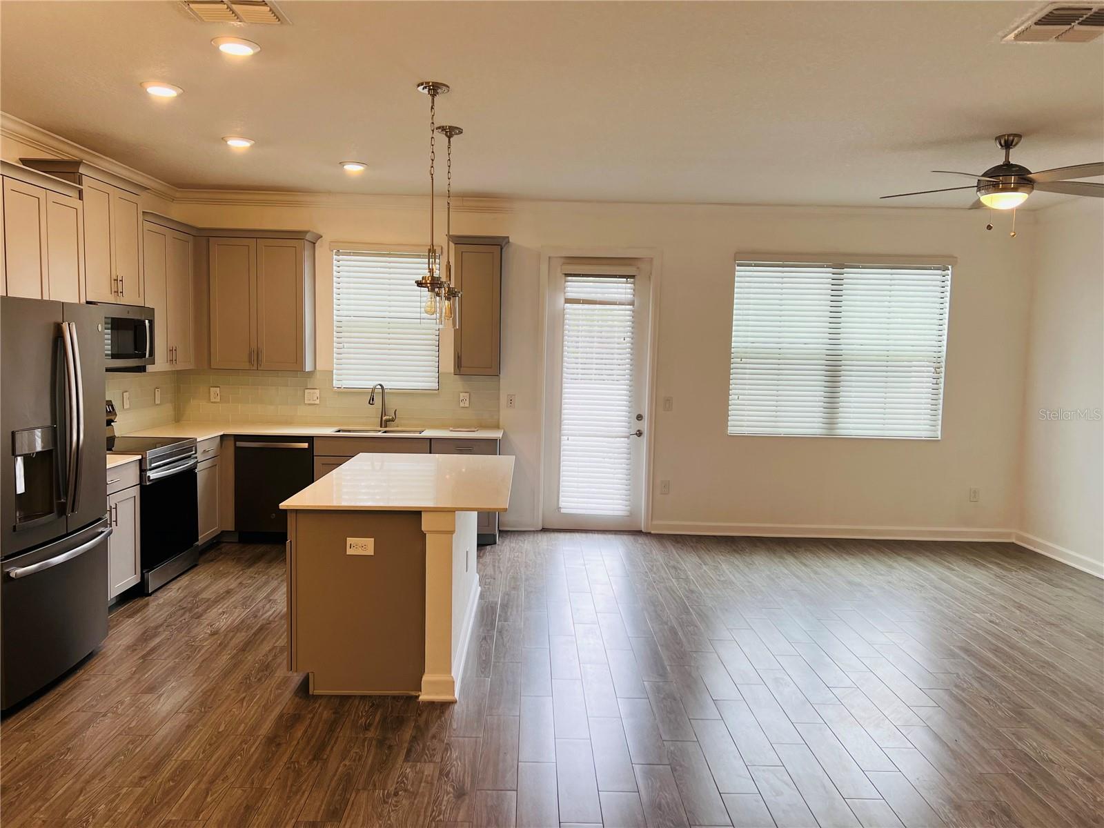 11258 WHISTLING PINE WAY