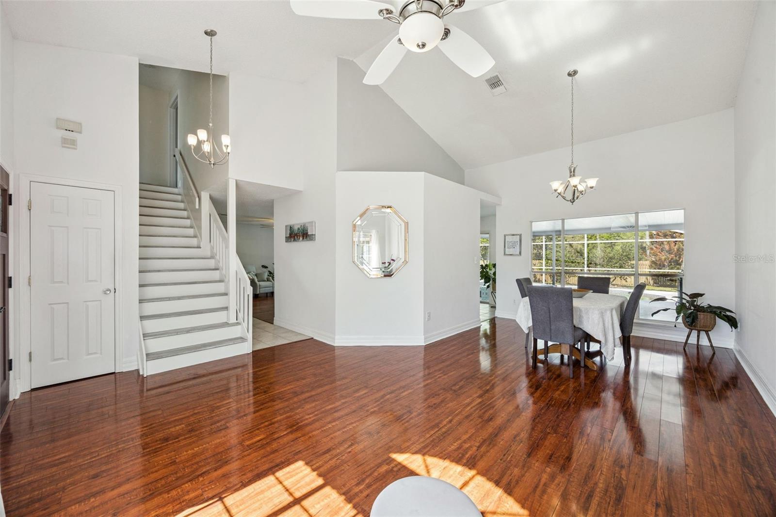 REMINGTON OAKS AT THE CROSSINGS - Residential