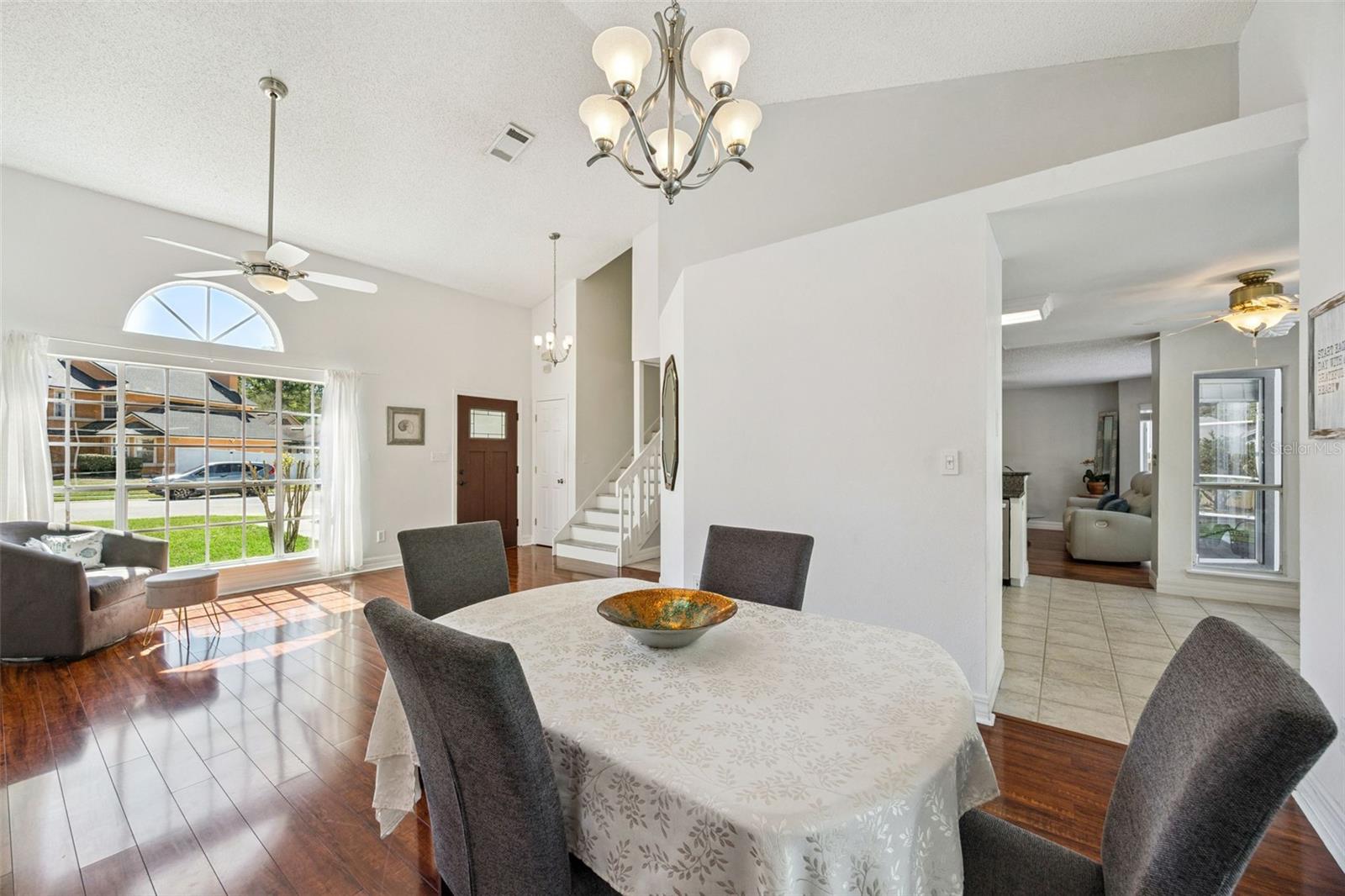 REMINGTON OAKS AT THE CROSSINGS - Residential