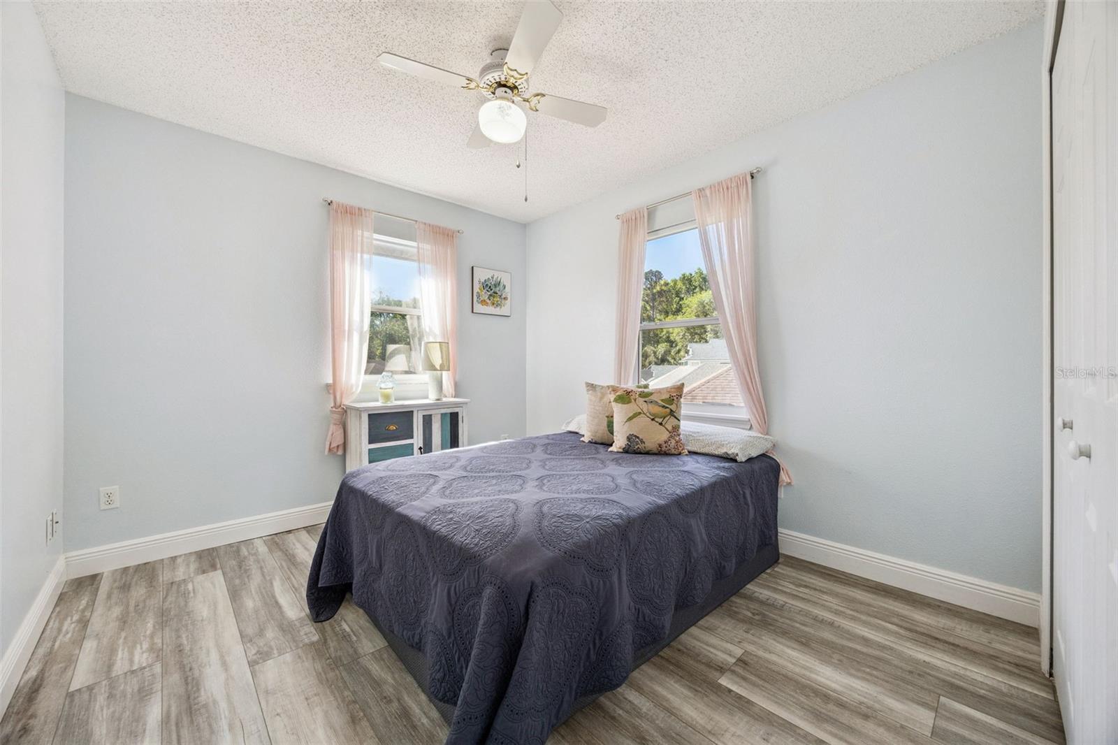 REMINGTON OAKS AT THE CROSSINGS - Residential