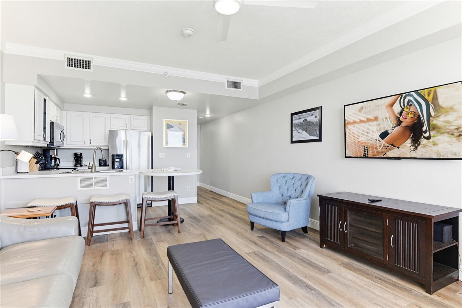 OCEAN WALK 01 DB CONDO - Residential