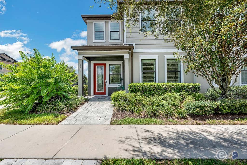 Photo of 5615 Kingsley Corner Way, Lithia, FL 33547 (MLS # TB8534716)
