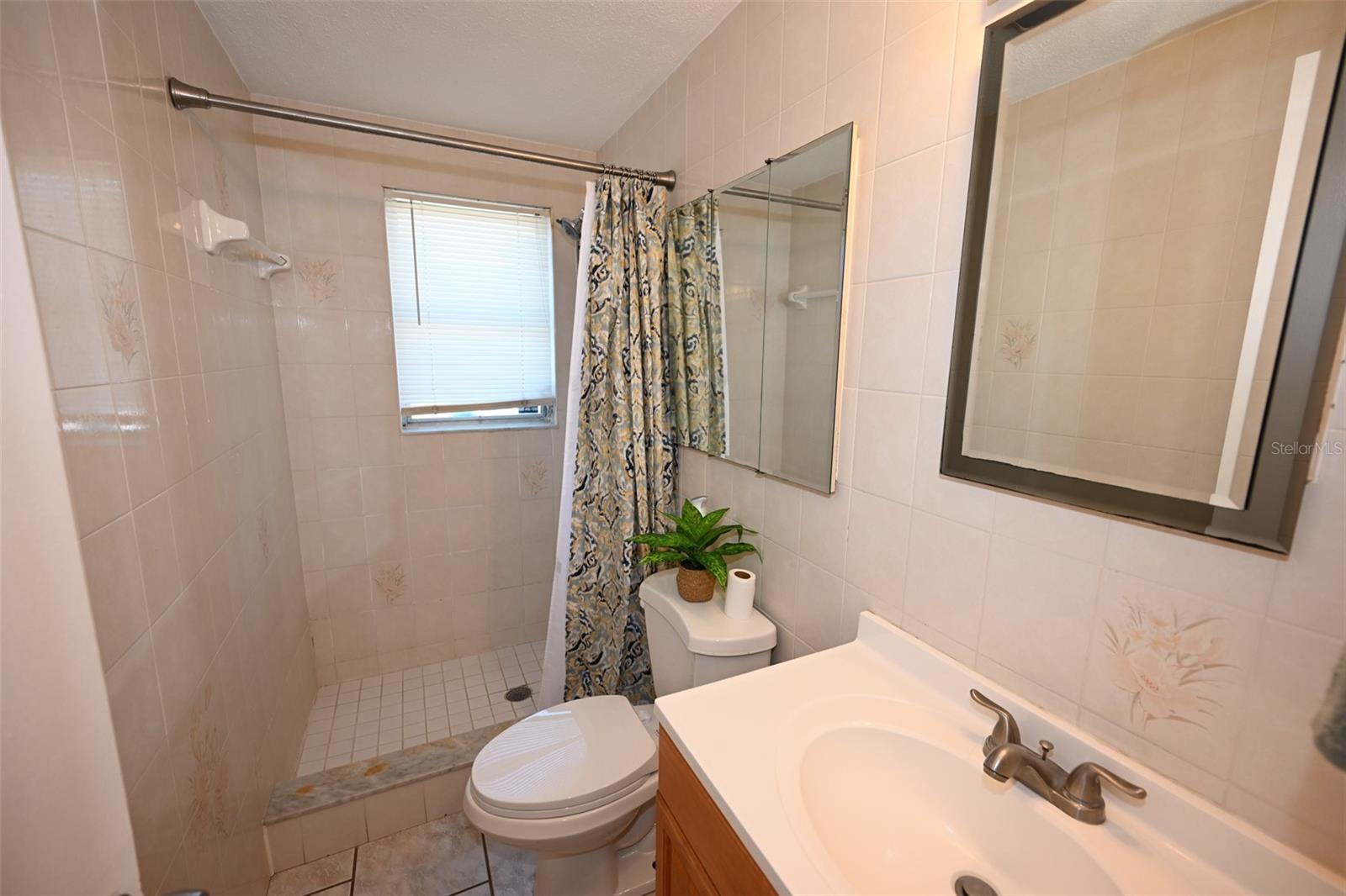 HOLIDAY LAKE ESTATES - Residential