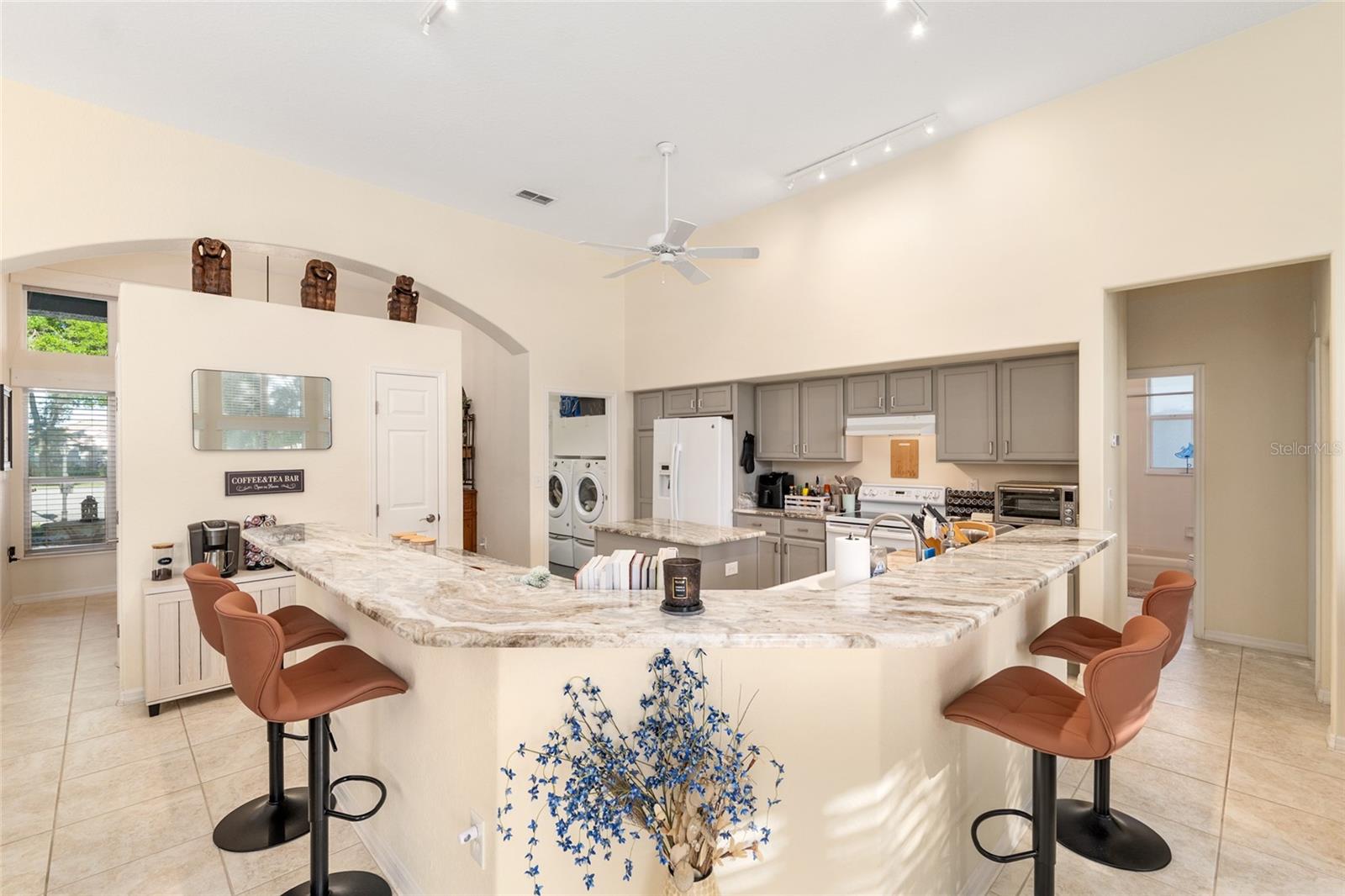 OAK RUN EAGLES POINT - Residential