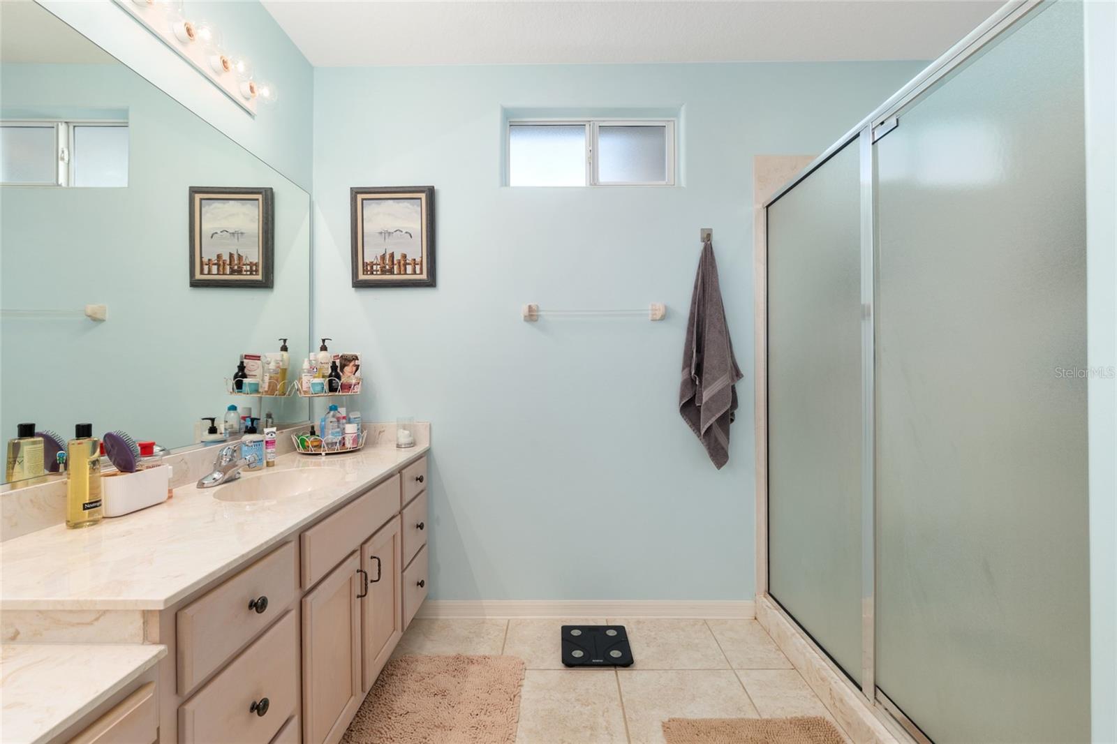 OAK RUN EAGLES POINT - Residential