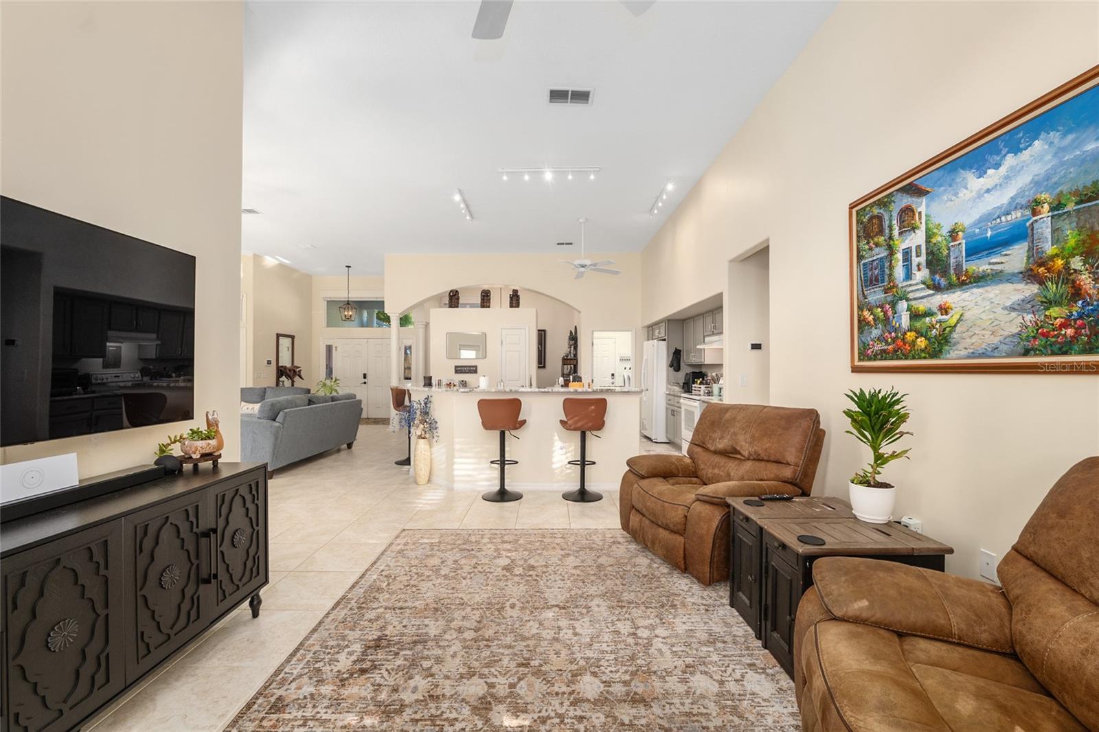 OAK RUN EAGLES POINT - Residential