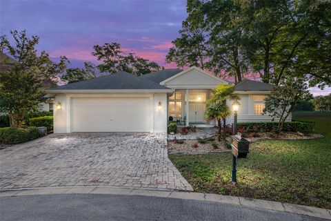 Photo of 10801 SW 71st Ave, Ocala, FL 34476 (MLS # OM723060)