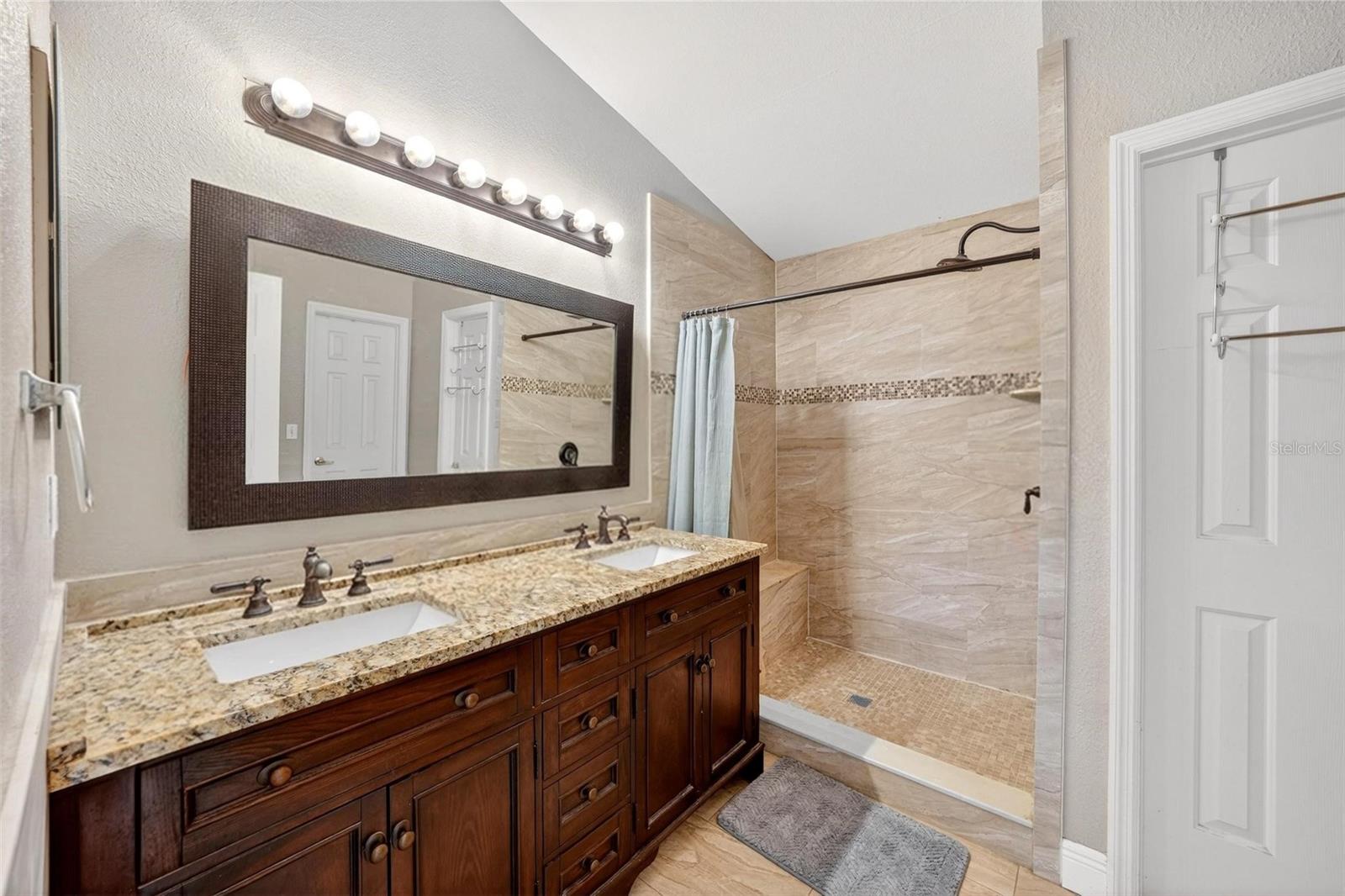 WINFIELD HEIGHTS - Residential