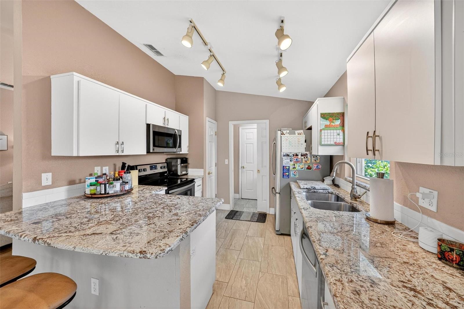 WINFIELD HEIGHTS - Residential