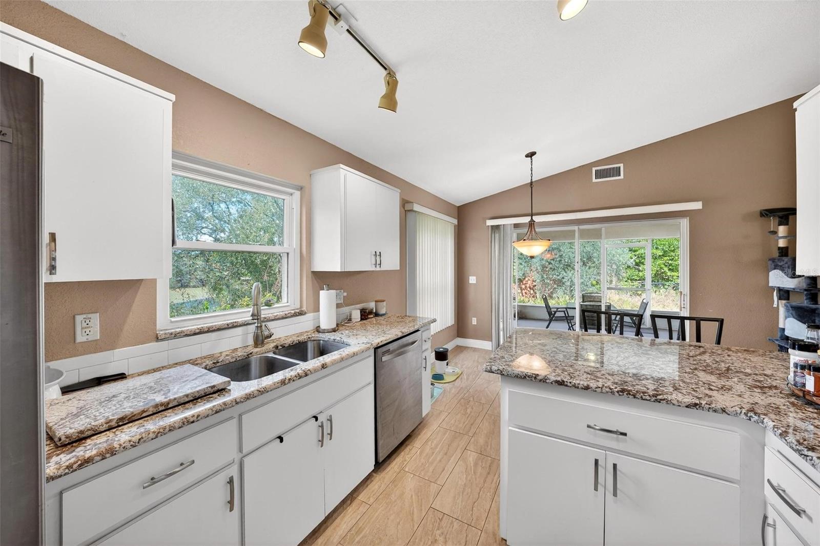 WINFIELD HEIGHTS - Residential