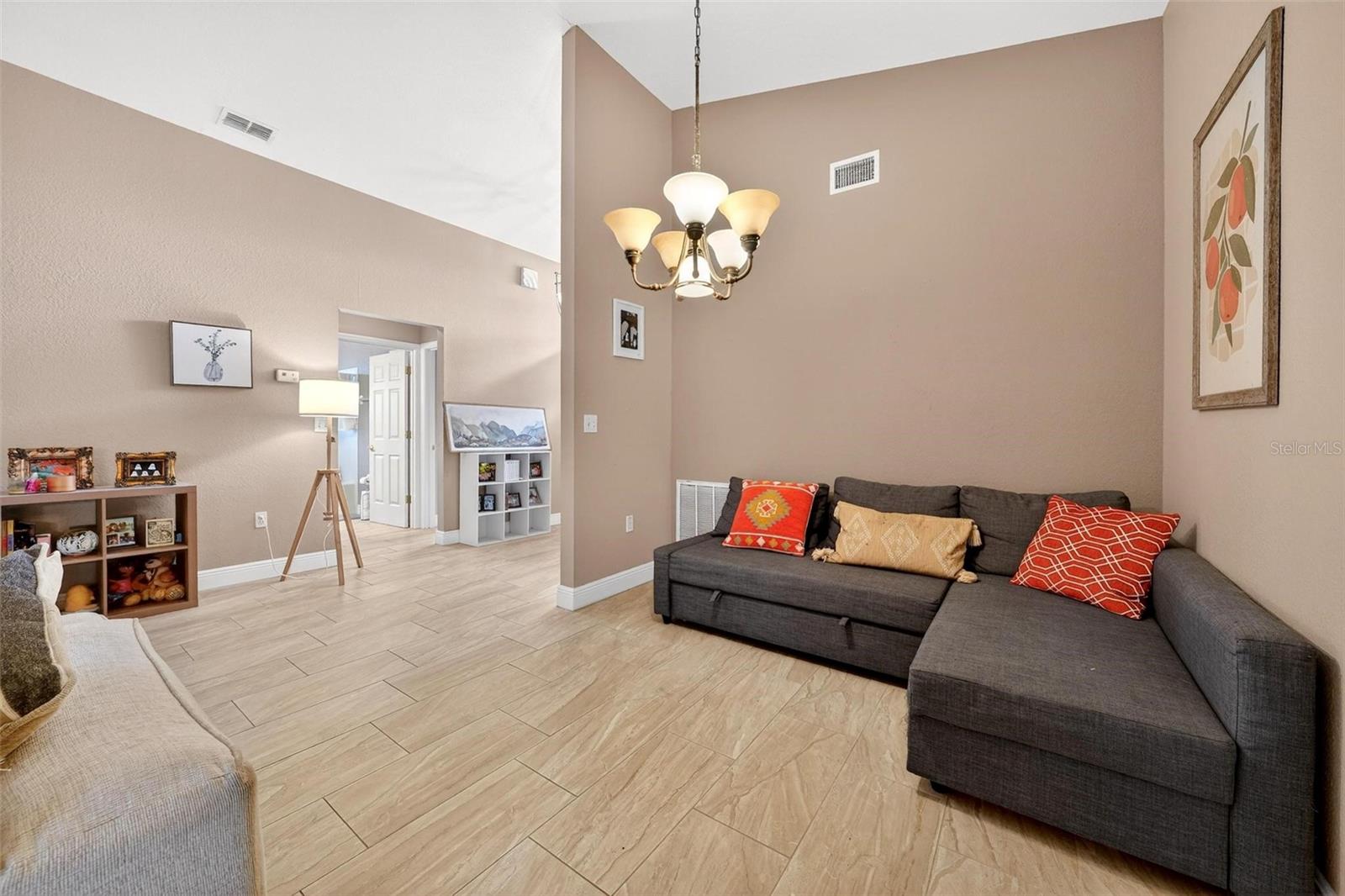 WINFIELD HEIGHTS - Residential