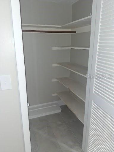 BEACON SQUARE - Residential Lease