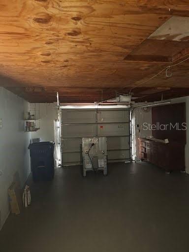 BEACON SQUARE - Residential Lease