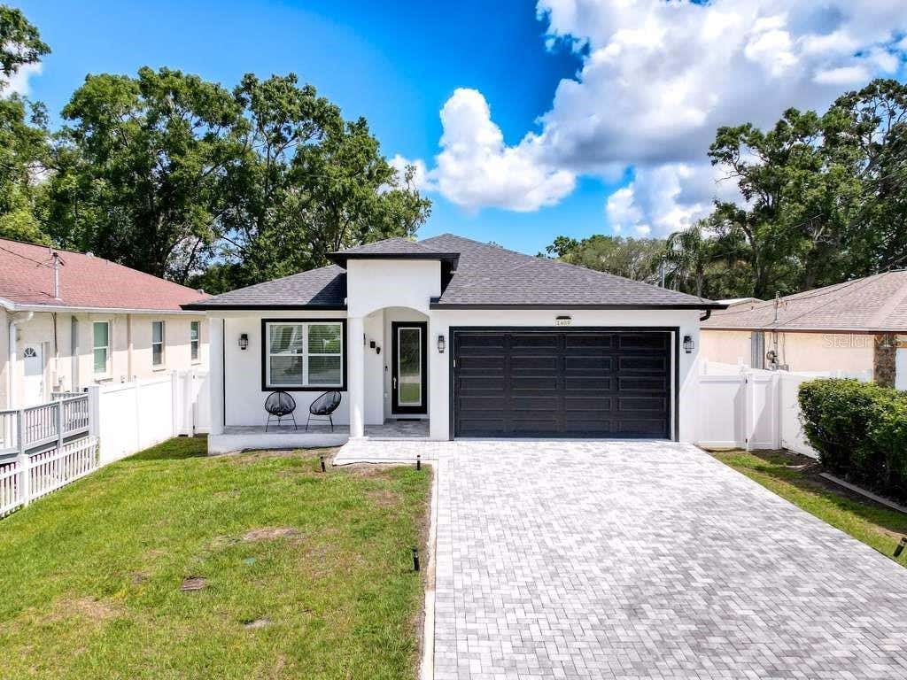 Photo of 1409 W Wood Street, Tampa, FL 33604 (MLS # TB8514795)