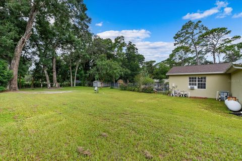 A home in APOPKA