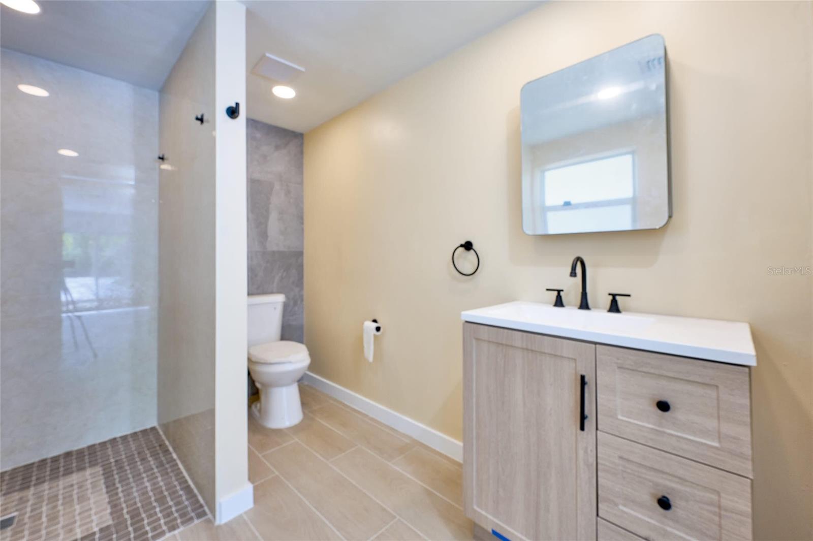 INDIAN LAKE ESTATES - Residential