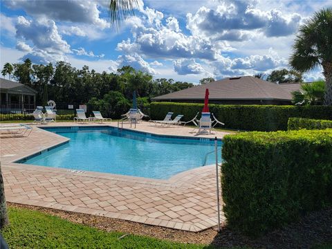 A home in LAKELAND