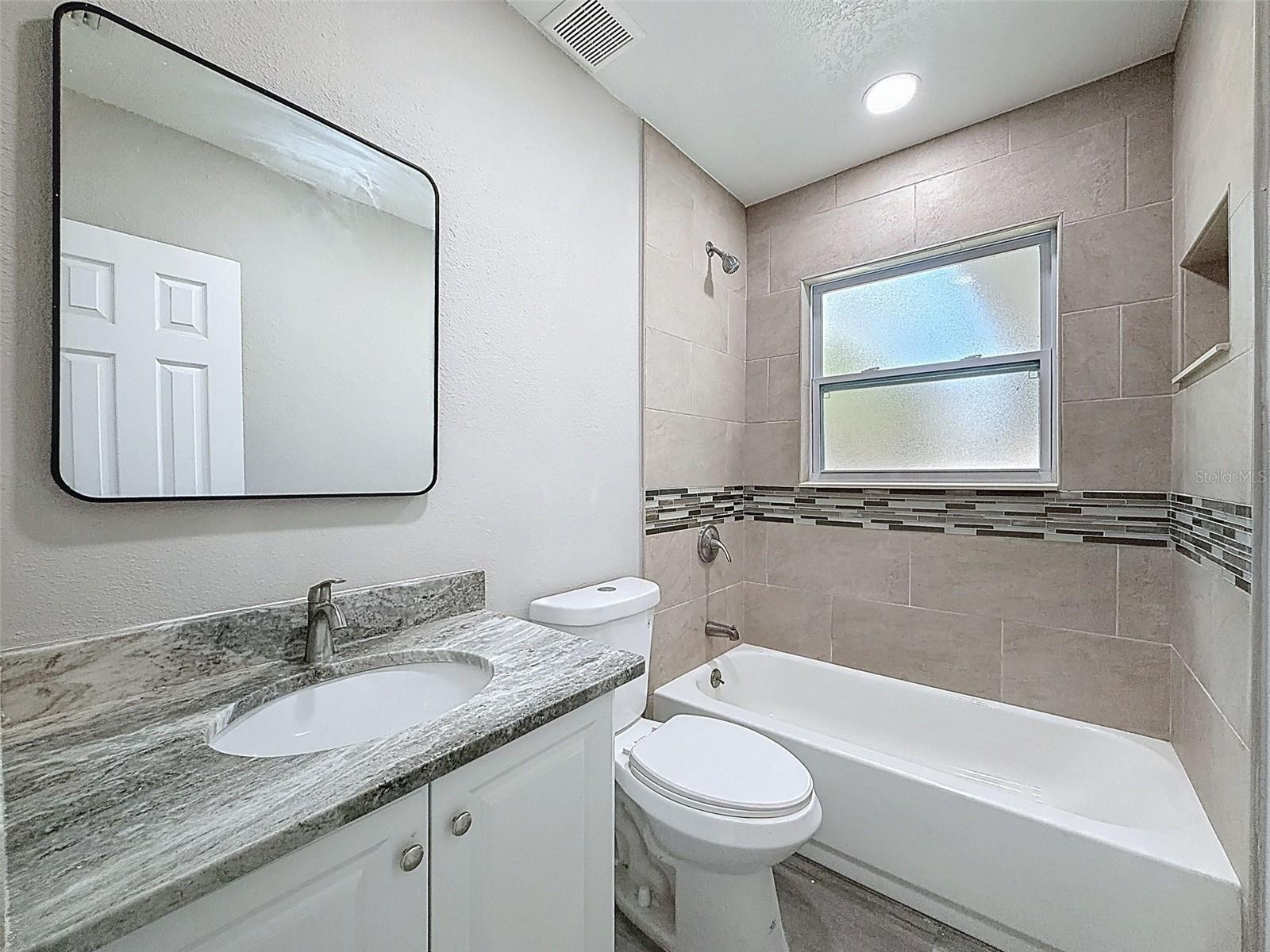 SHORE ACRES OVERLOOK SEC - Residential