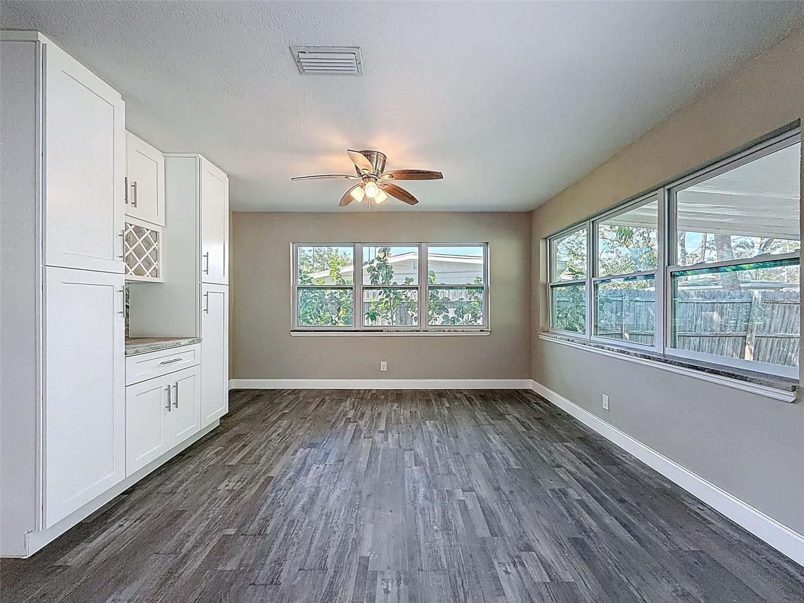 SHORE ACRES OVERLOOK SEC - Residential