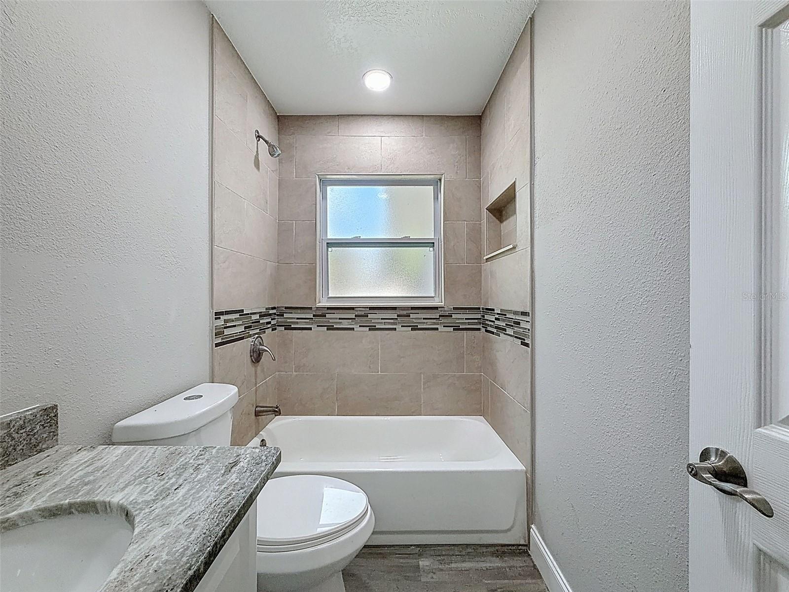 SHORE ACRES OVERLOOK SEC - Residential