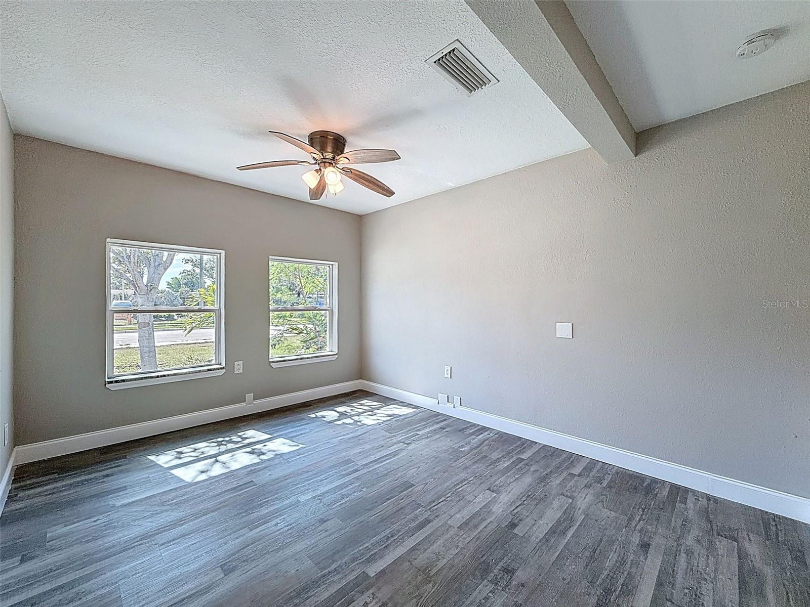 SHORE ACRES OVERLOOK SEC - Residential