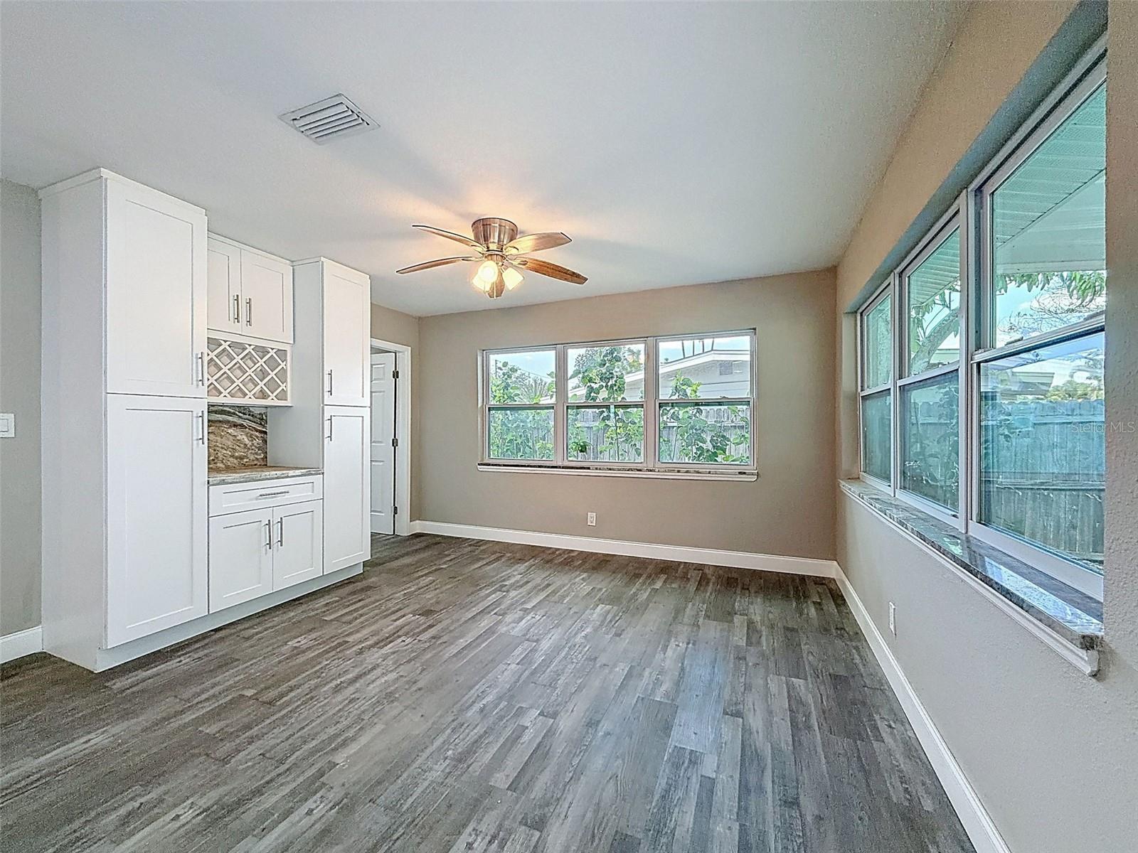 SHORE ACRES OVERLOOK SEC - Residential