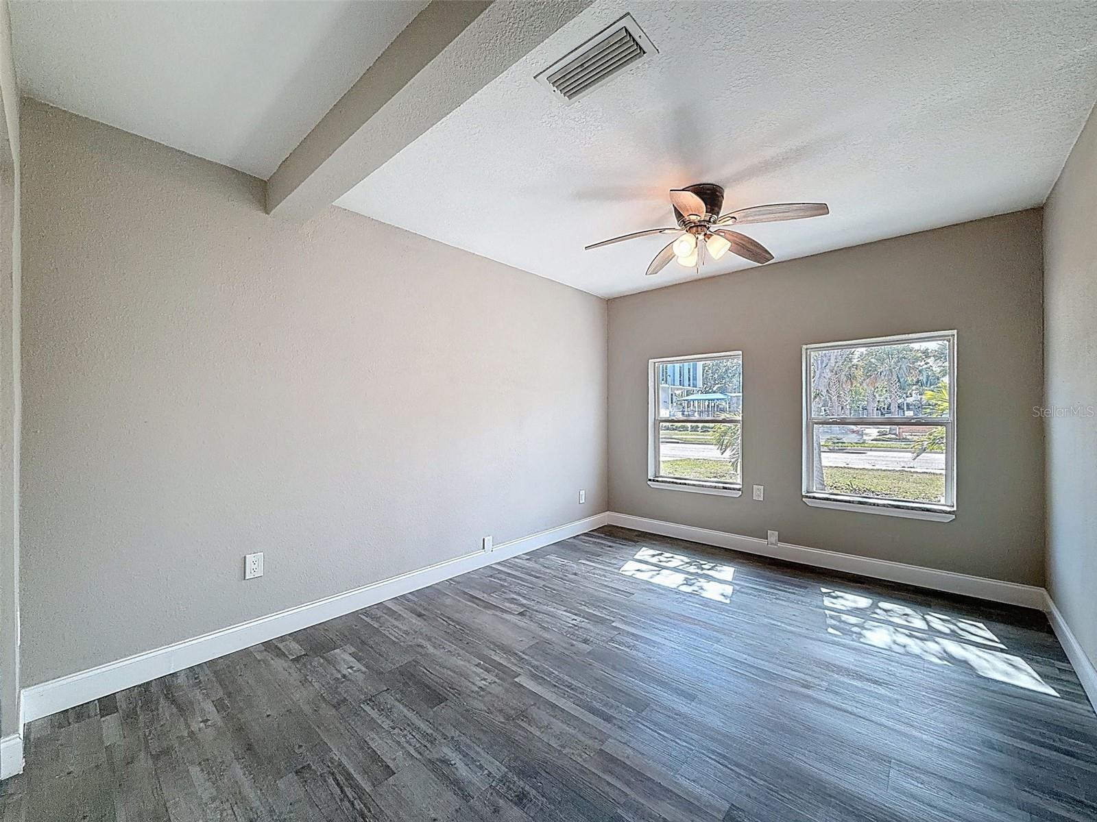 SHORE ACRES OVERLOOK SEC - Residential