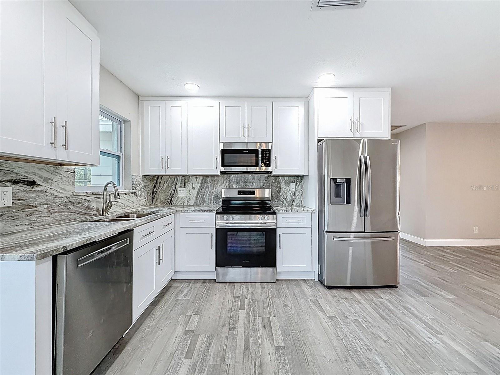 SHORE ACRES OVERLOOK SEC - Residential