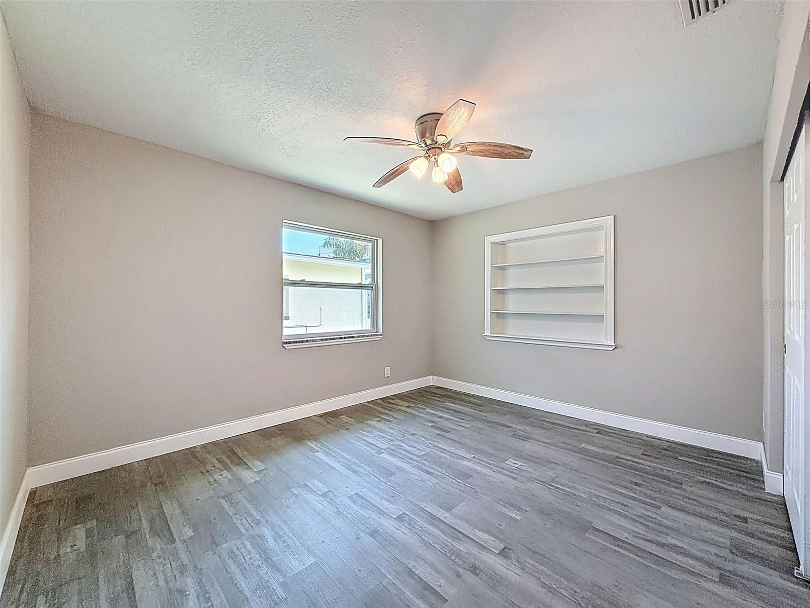 SHORE ACRES OVERLOOK SEC - Residential