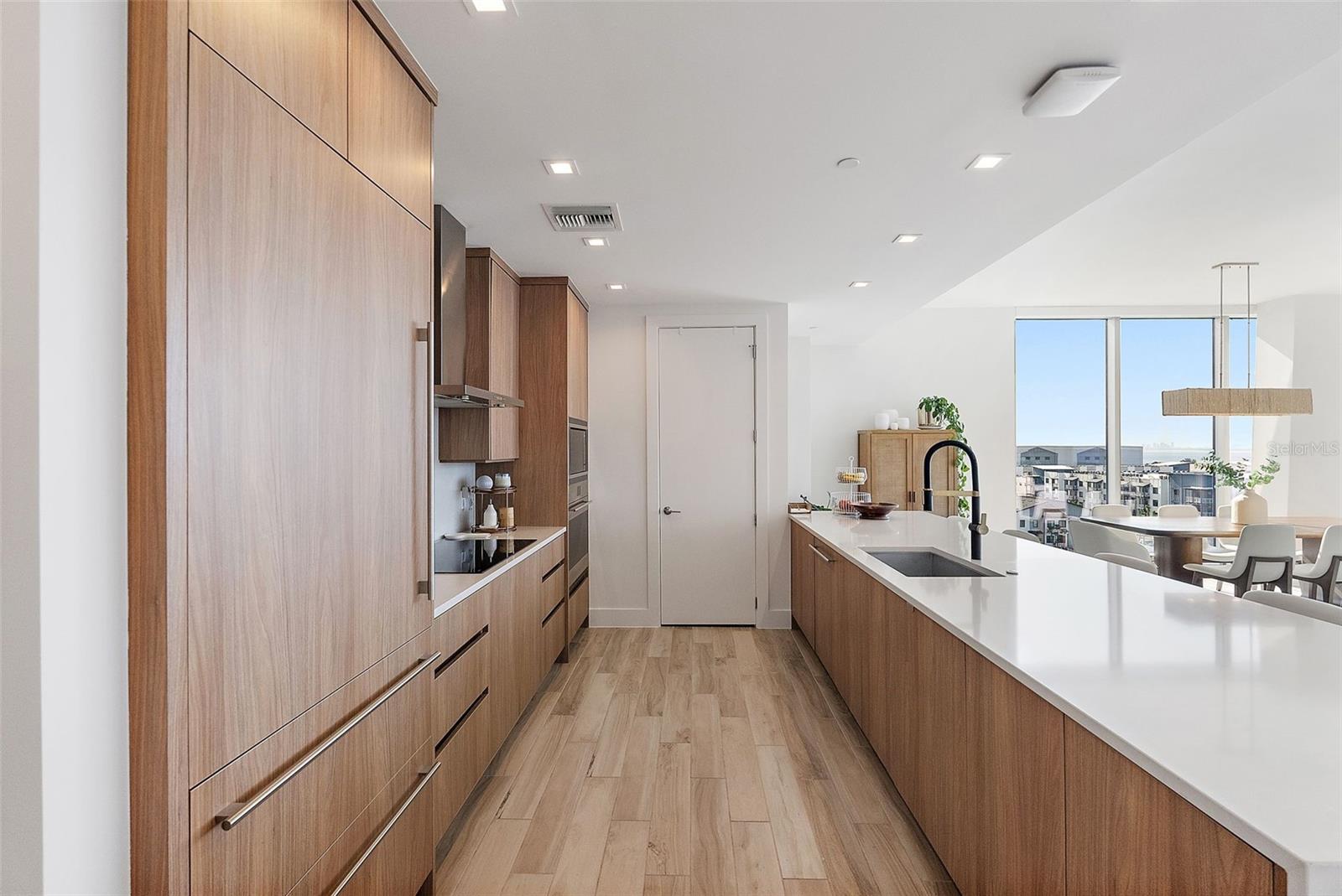 MARINA POINTE EAST A CONDOMINIUM - Residential