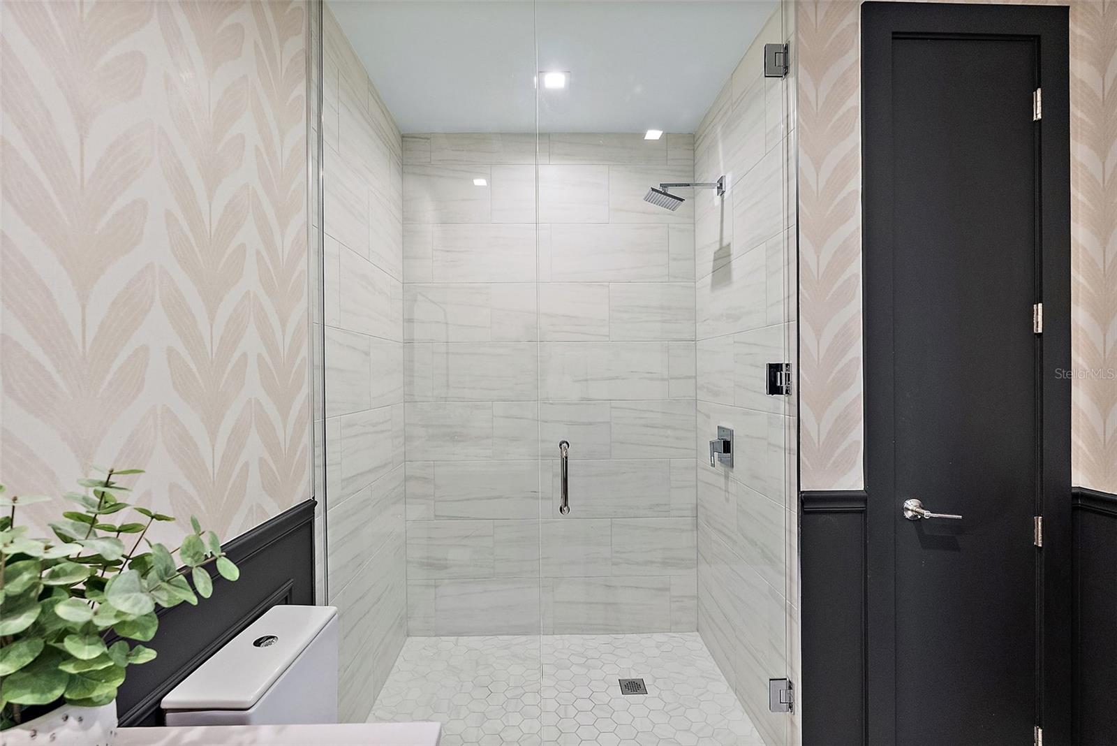 MARINA POINTE EAST A CONDOMINIUM - Residential