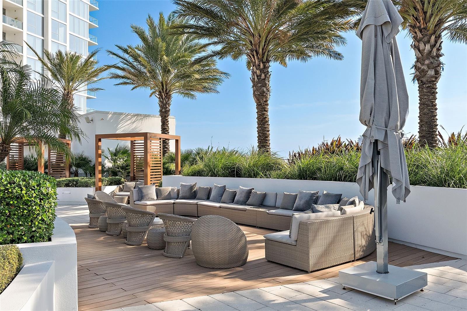 MARINA POINTE EAST A CONDOMINIUM - Residential