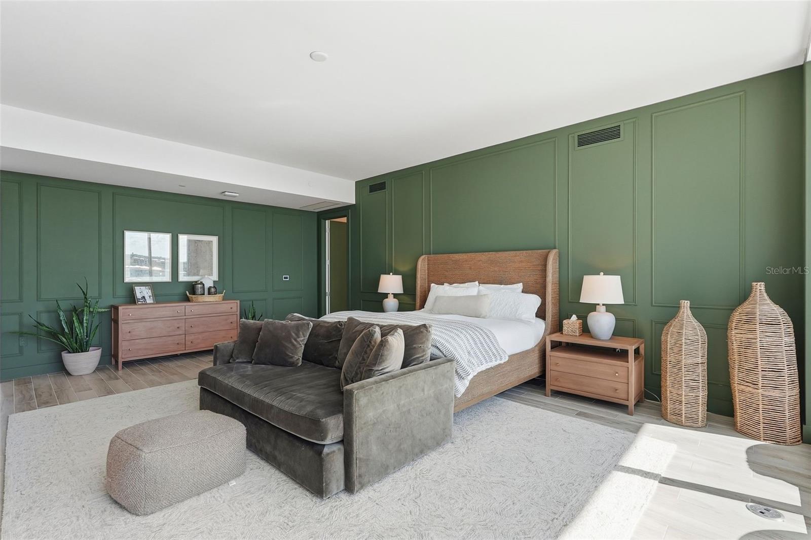 MARINA POINTE EAST A CONDOMINIUM - Residential