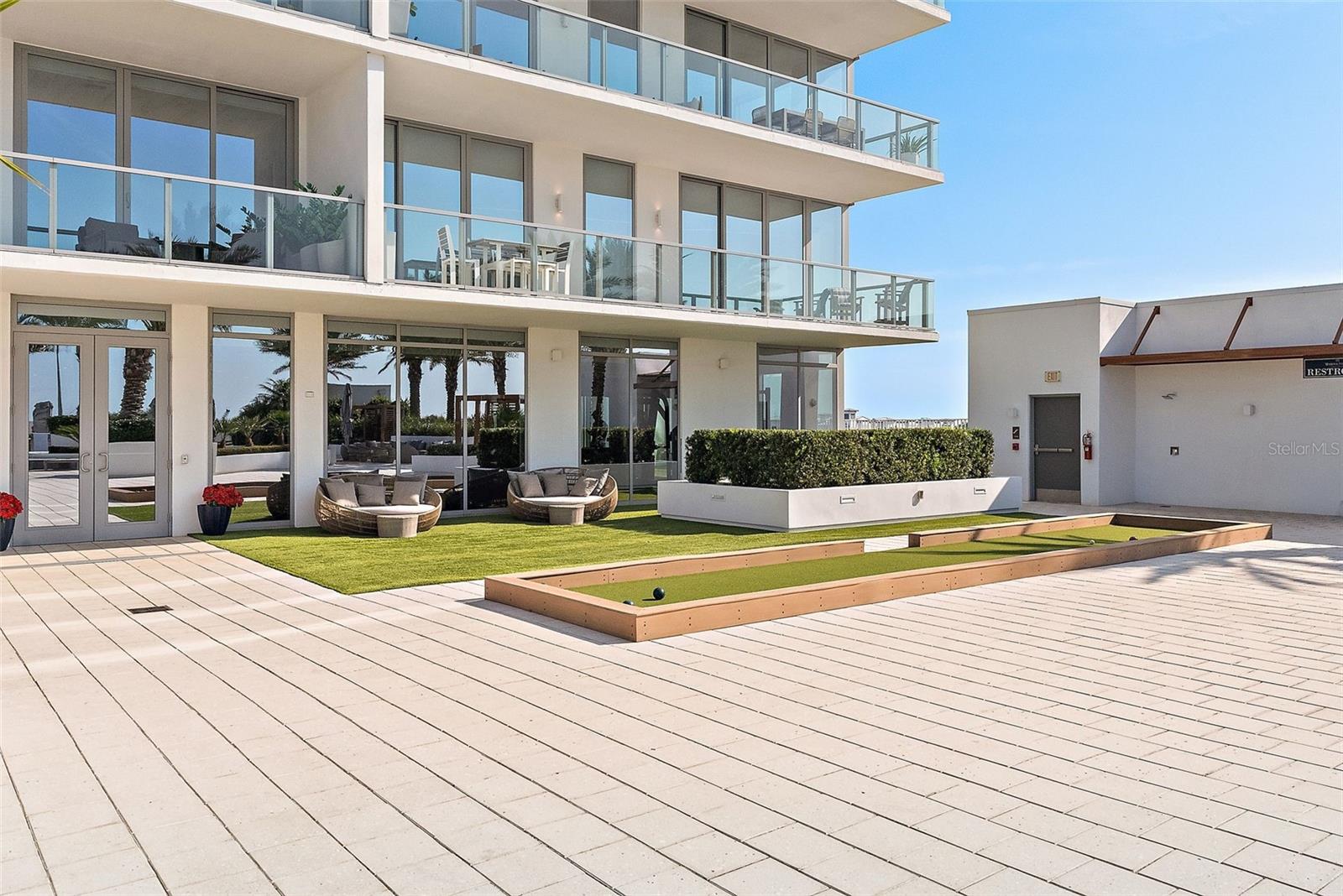 MARINA POINTE EAST A CONDOMINIUM - Residential