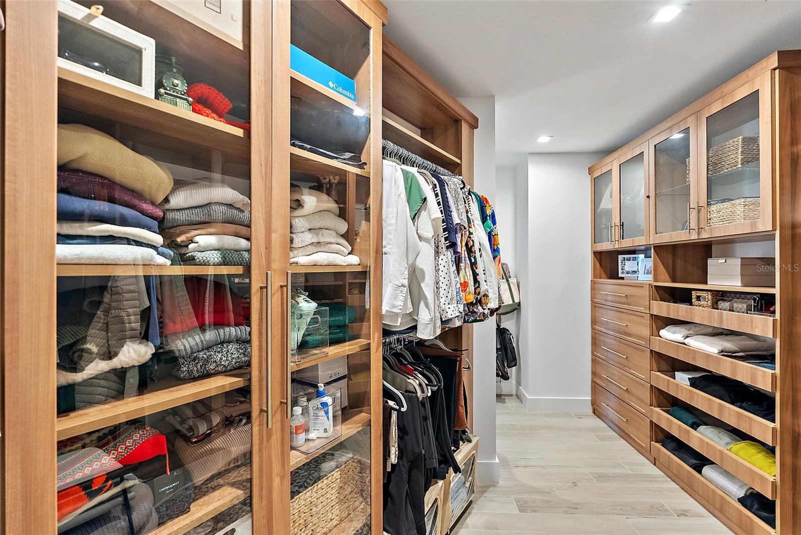 MARINA POINTE EAST A CONDOMINIUM - Residential