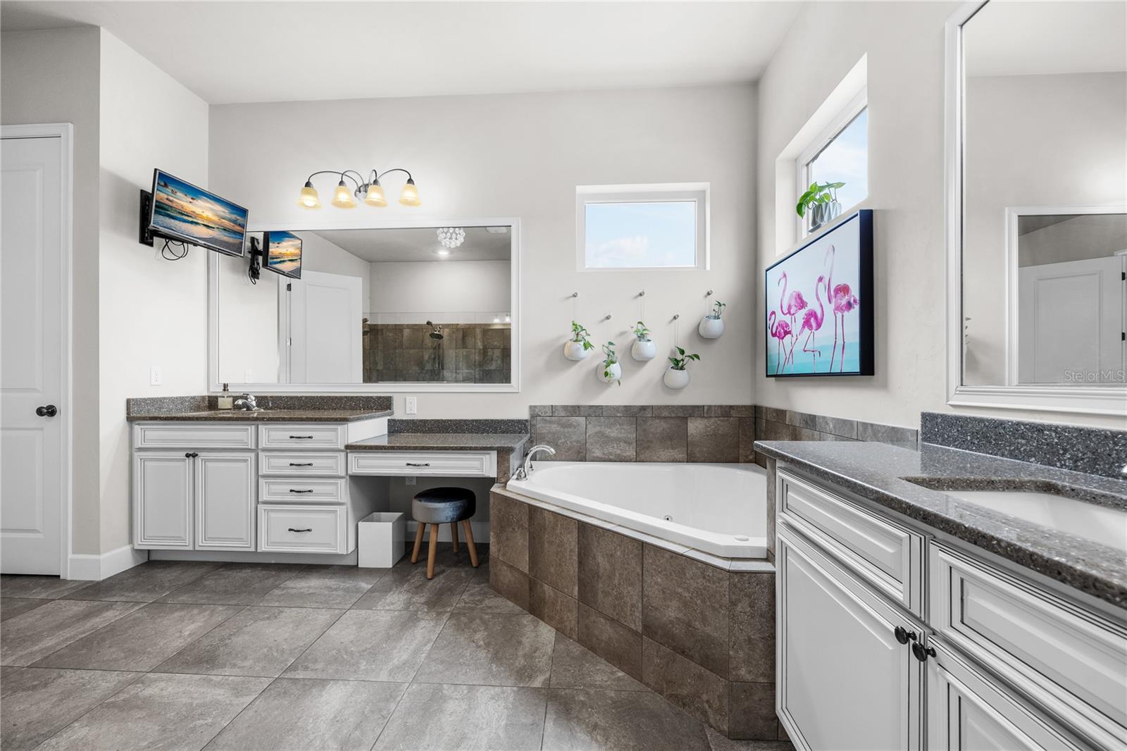ARBOR GREENS PH II UNIT II - Residential