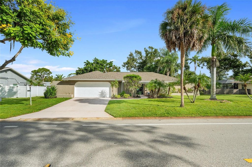 Photo of 4207 Charing Cross Road, Sarasota, FL 34241 (MLS # A4661727)