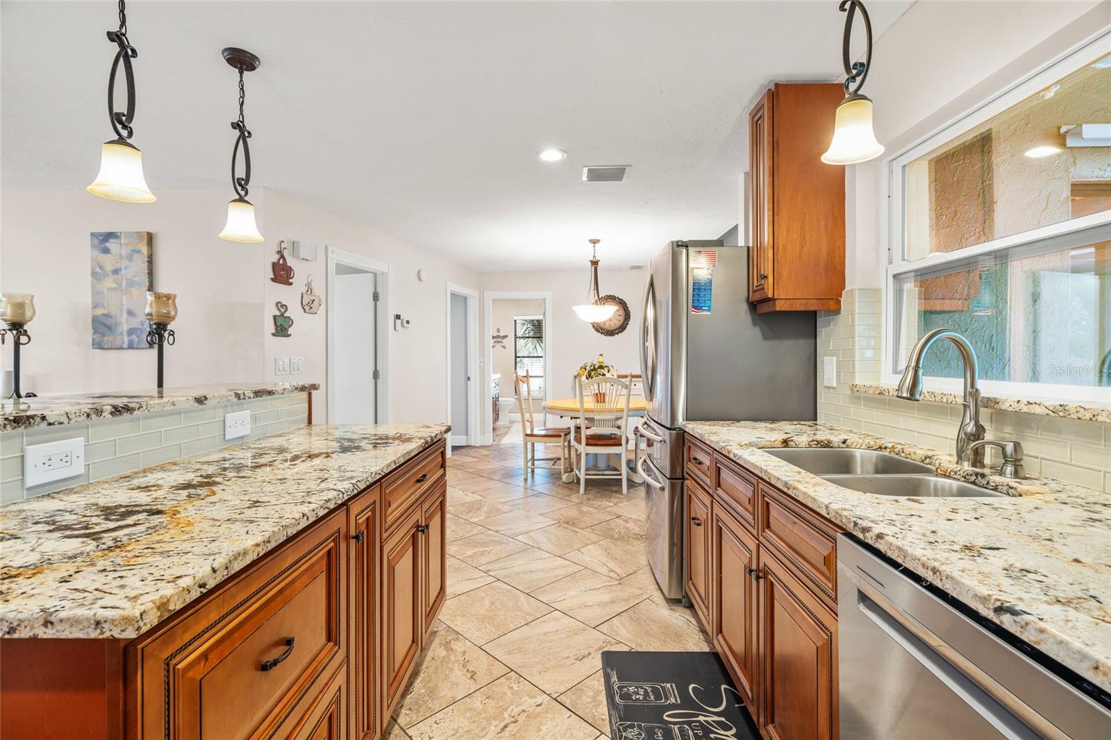 BENT TREE VILLAGE - Residential