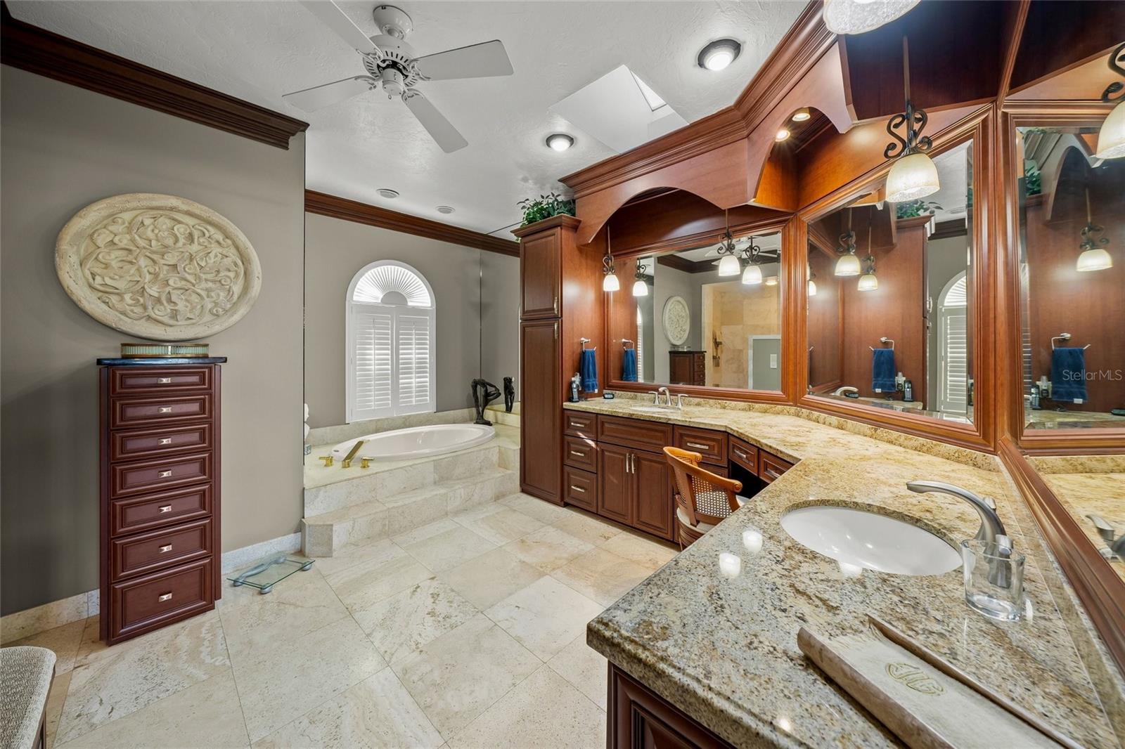 MISTY CREEK - Residential