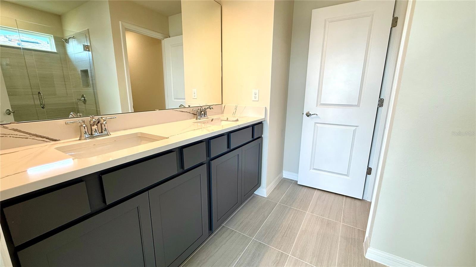 PARKSIDE TRAILS - Residential Lease