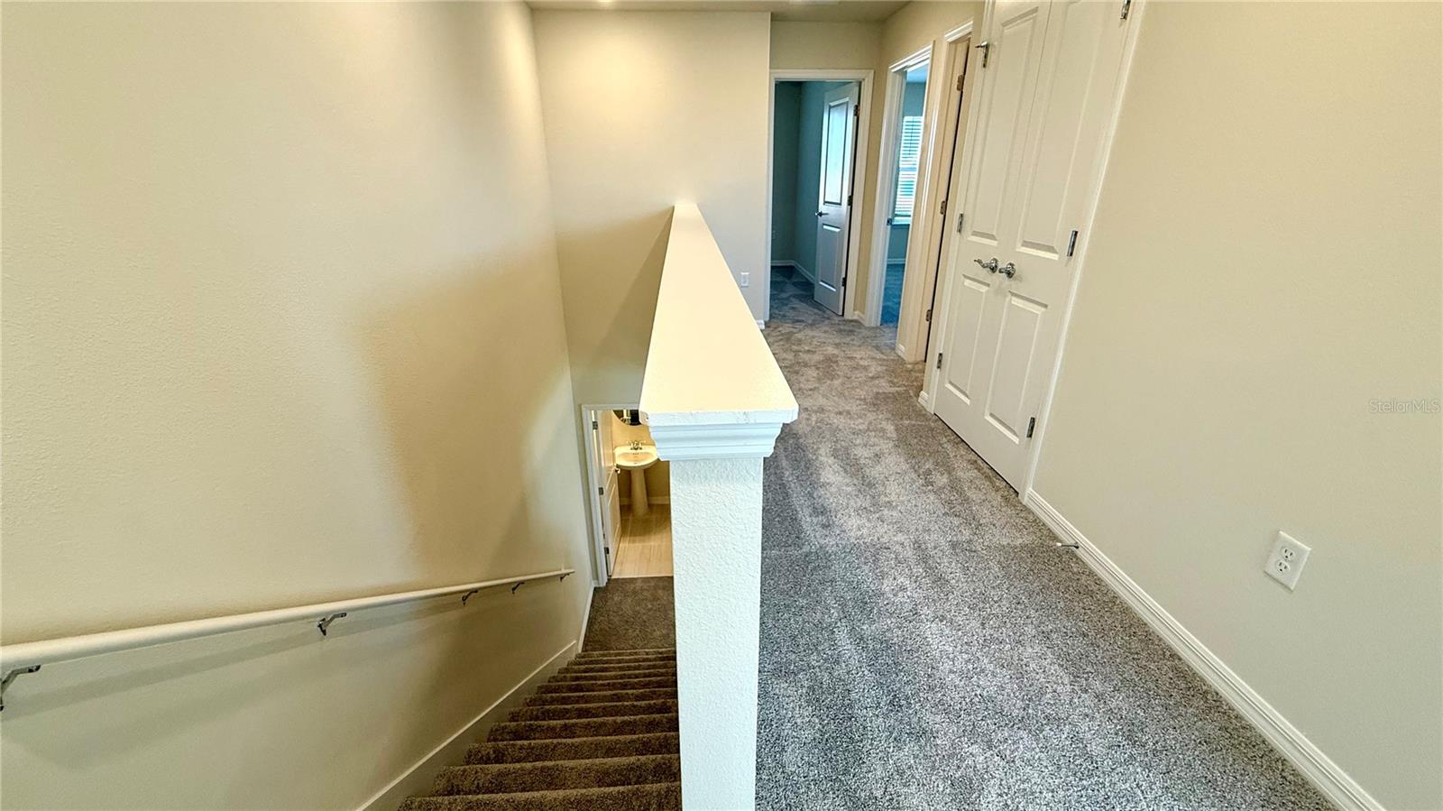 PARKSIDE TRAILS - Residential Lease