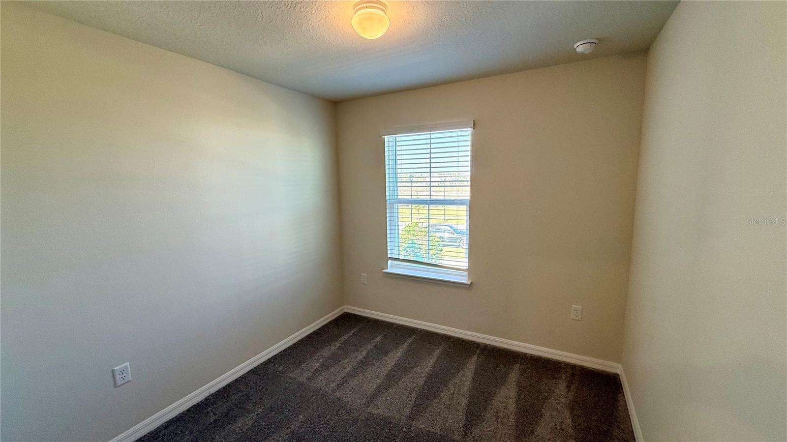 PARKSIDE TRAILS - Residential Lease